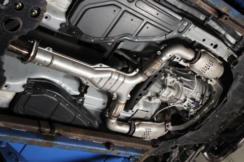 z33純正触媒 （フェアレディZに管楽器を装着！？ | 日産