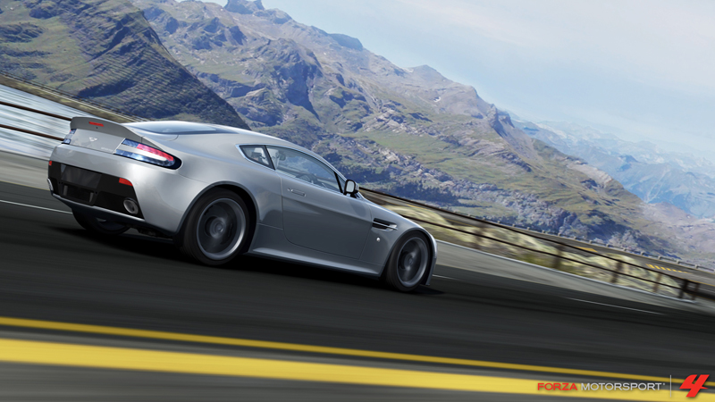 fm4_2010_aston_martin_v12_vantage.jpg